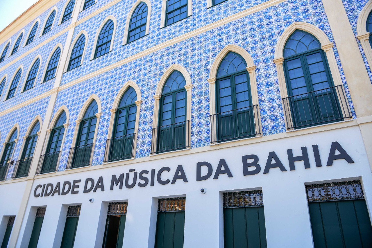 Aula de Canto - Music Art a melhor e mais completa escola de Música de  Salvador e Lauro de Freitas